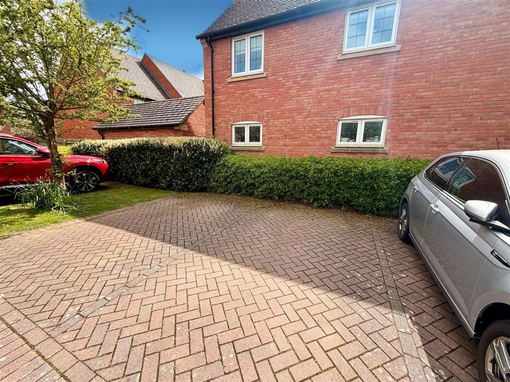 Additional image 16 of 2 bed flat for saleHighland Drive, Loughborough LE11