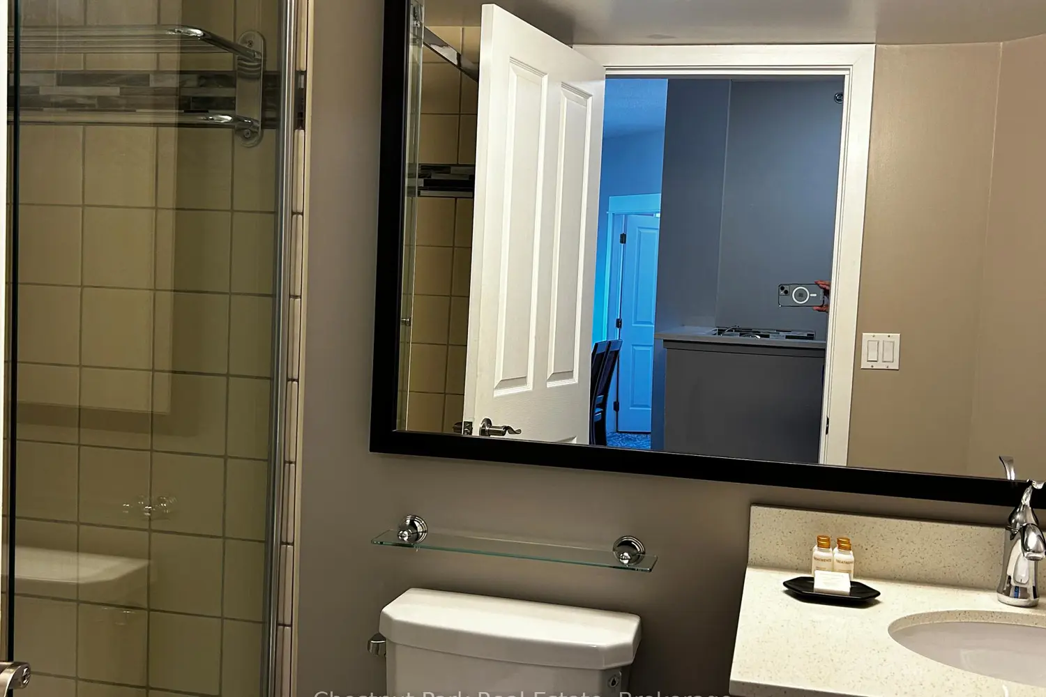 Additional image 4 of 156 Jozo Weider Boulevard 449
