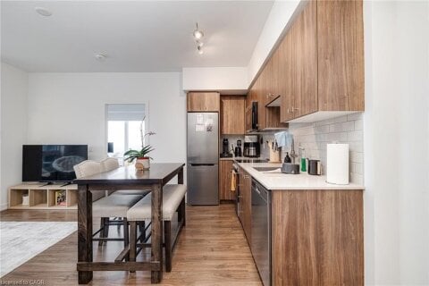 Additional image 7 of 1909-15 Wellington Street S, Kitchener, ON, N2G 0E4