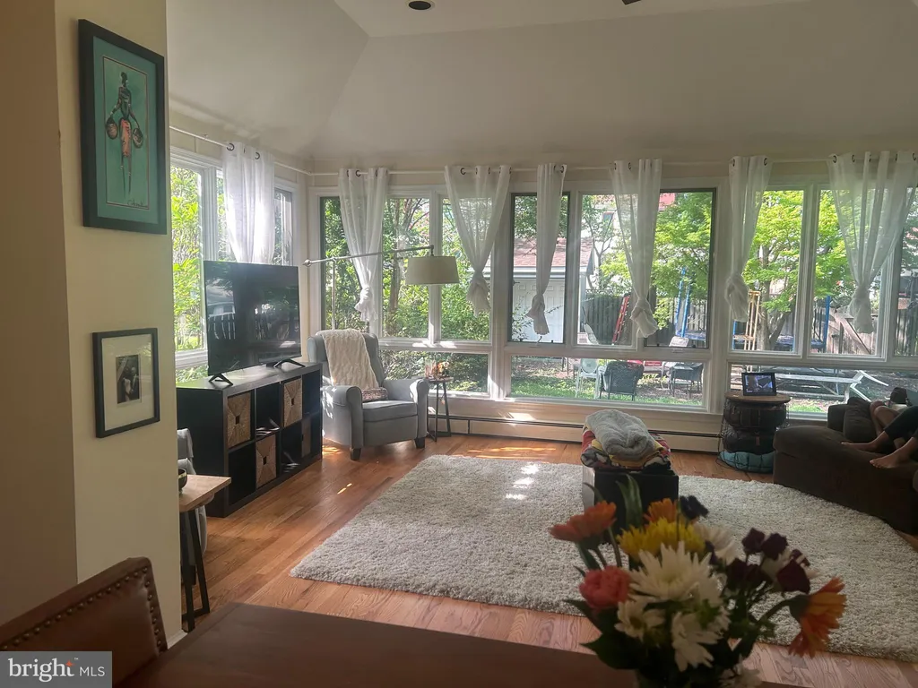 Additional image 14 of 4825 Butterworth Place NW, Washington, DC 20016