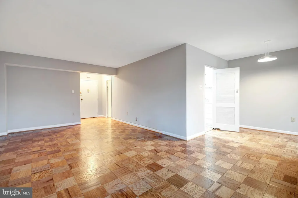 Additional image 7 of 4201 Cathedral Avenue NW Unit 511E, Washington, DC 20016