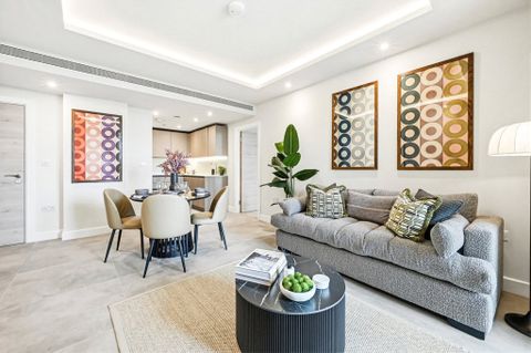 Embassy Boulevard, 29 Linear Place SW11