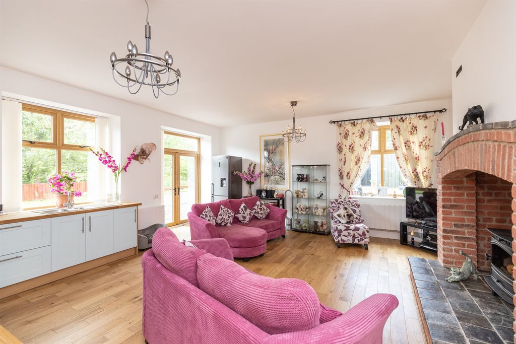 Additional image 19 of 7 bed detached house for saleTaff Merthyr House, Treharris CF46