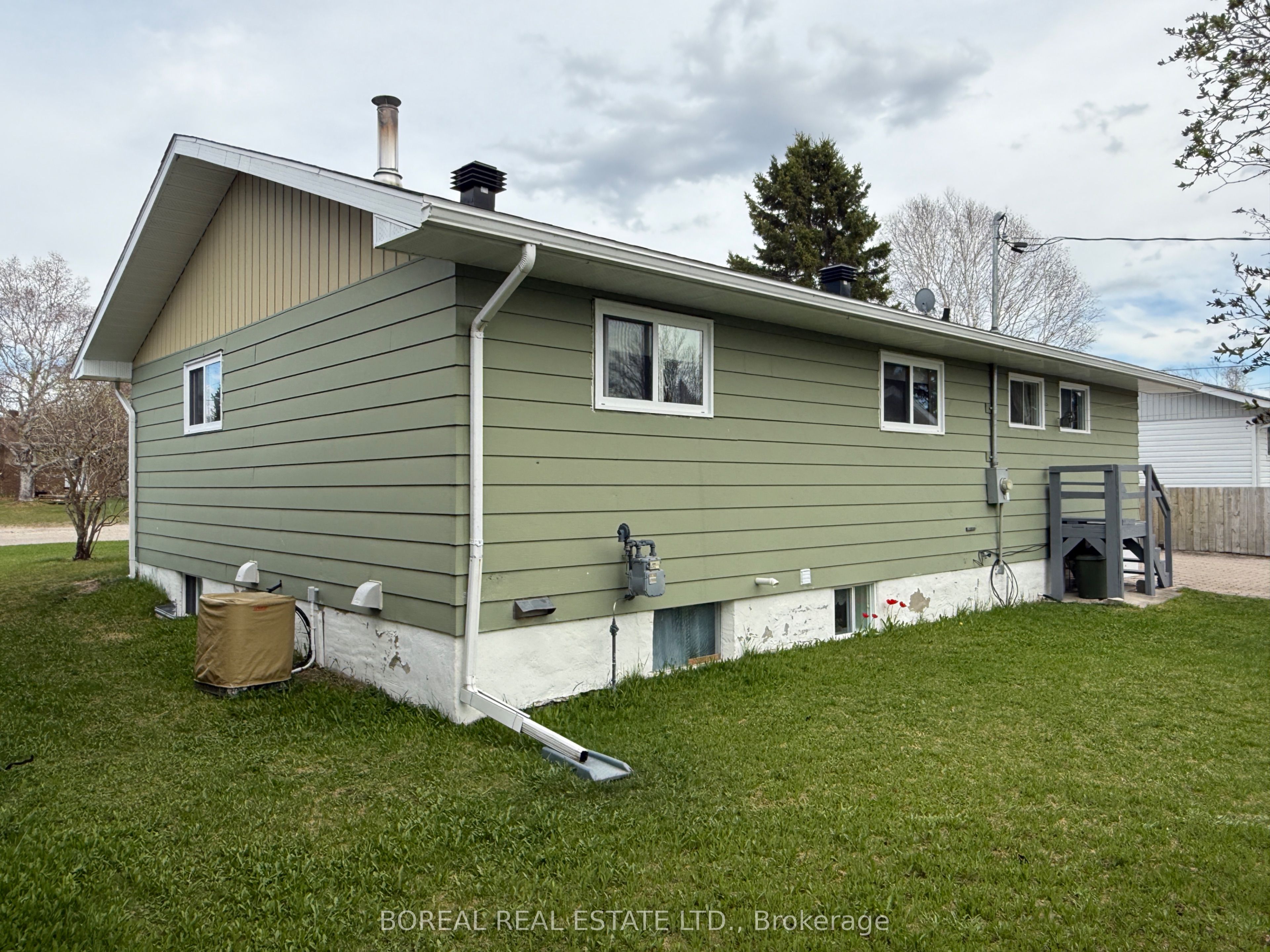 Additional image 4 of 423 Fourteenth Avenue, Cochrane, ON, P0L 1C0