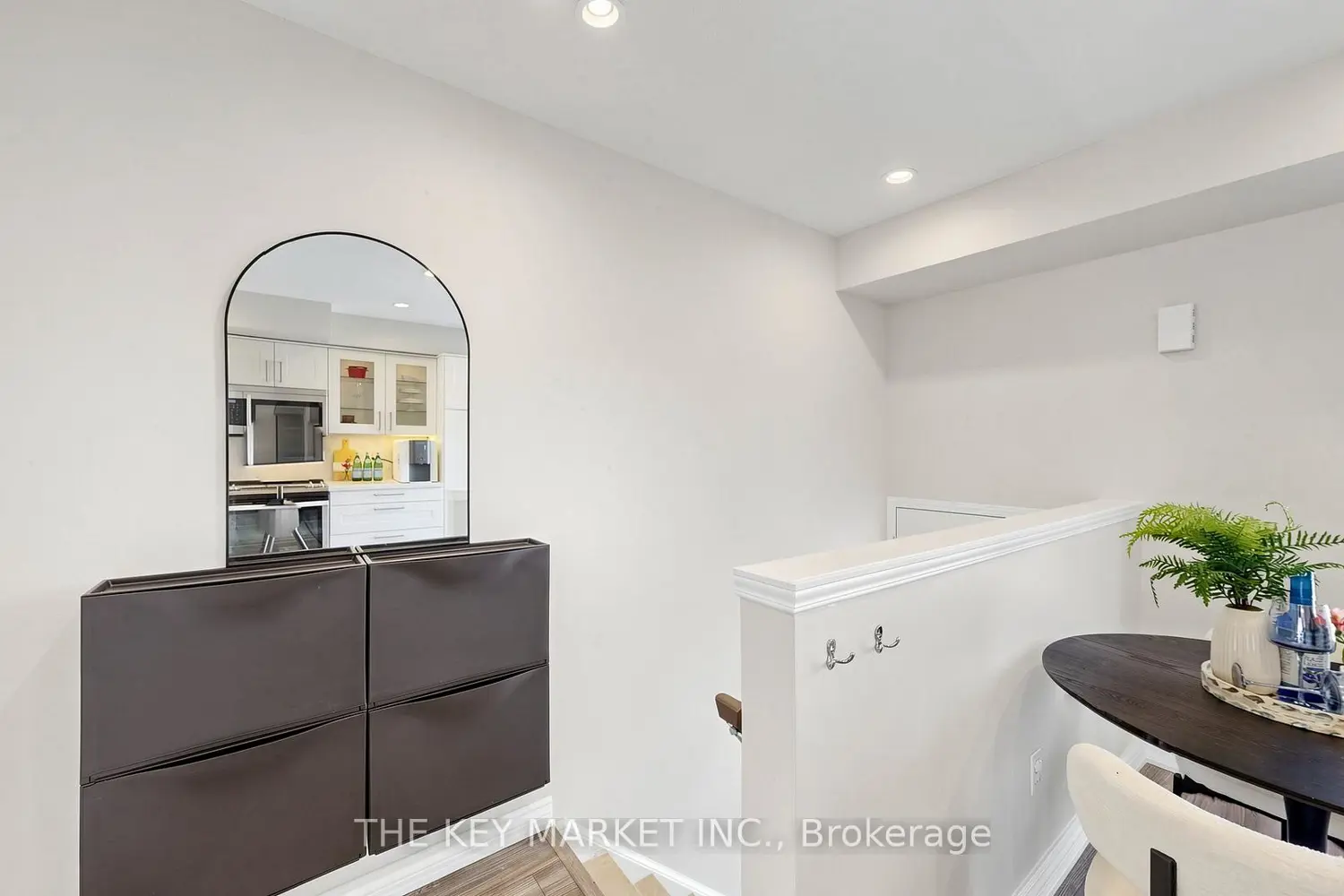 Additional image 6 of 435 English Rose Lane 14