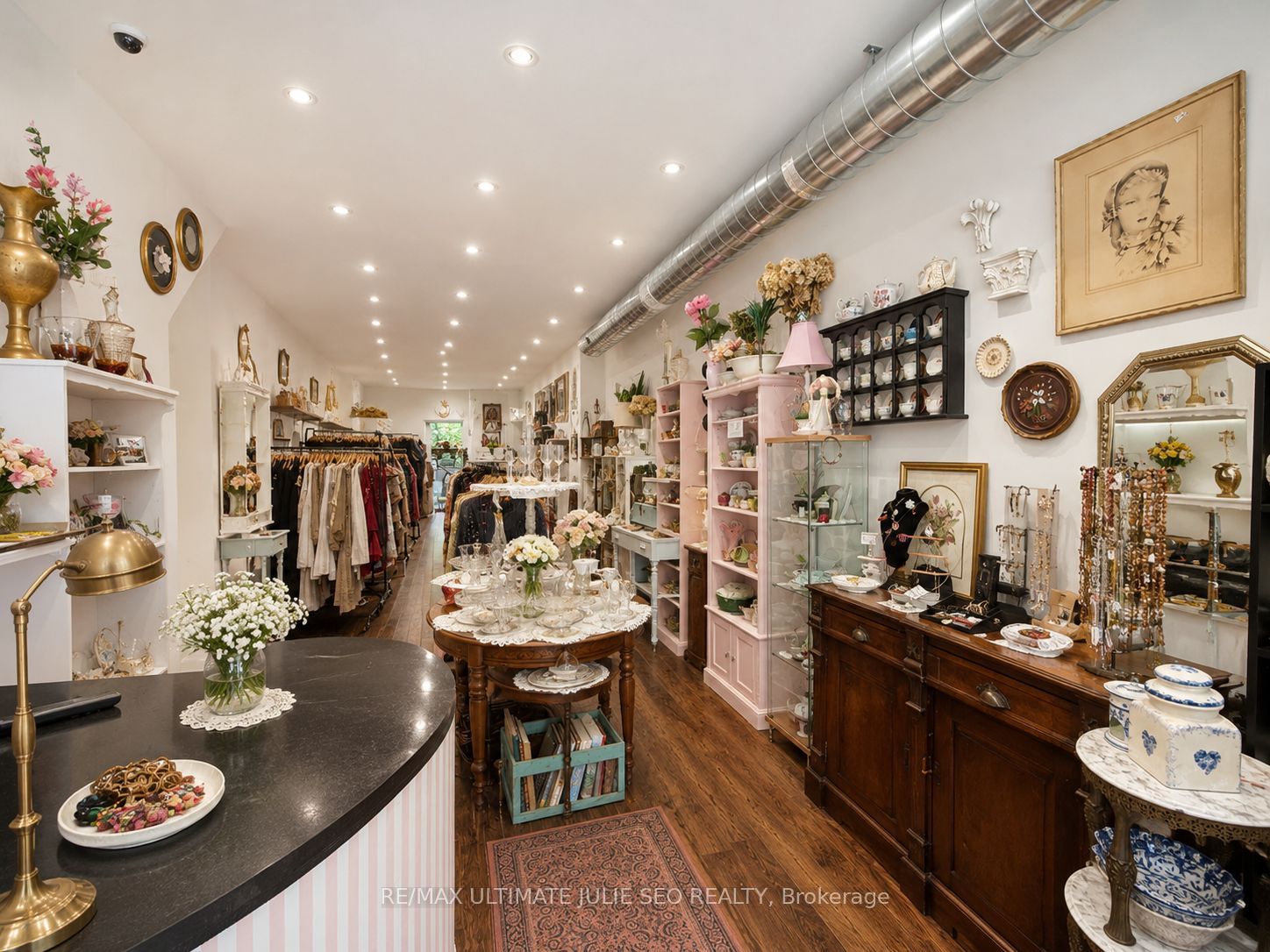 Additional image 2 of 1656 Eglinton Avenue W, Toronto, ON, M6E 2H2
