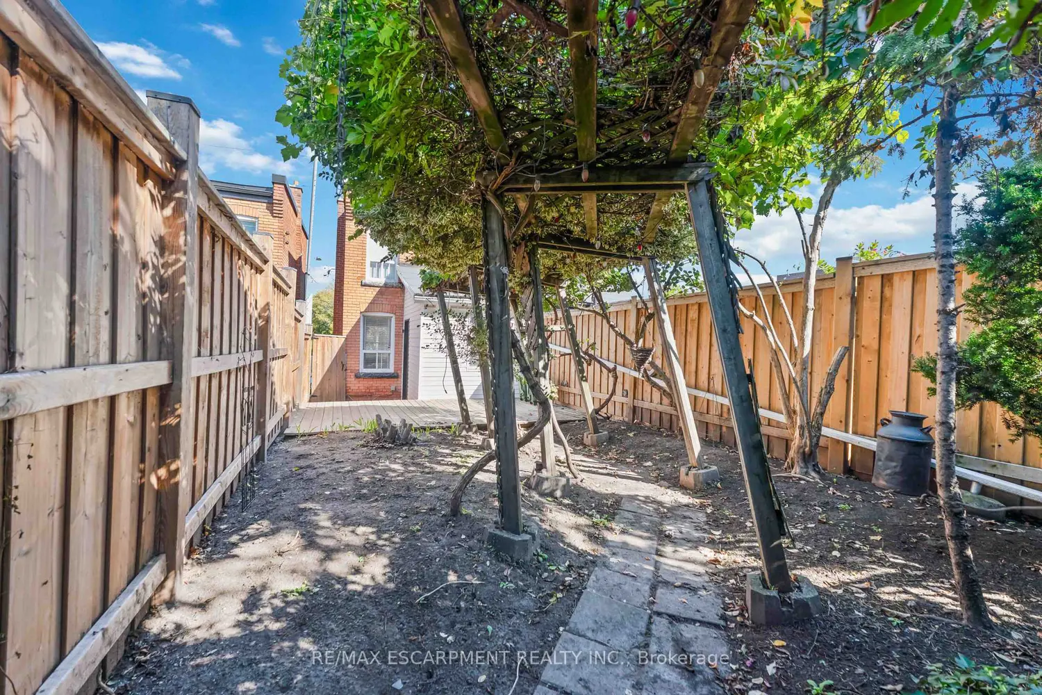 Additional image 18 of 187 Barton Street