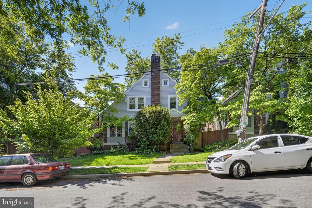 3606 Jocelyn Street NW, Washington, DC 20015
