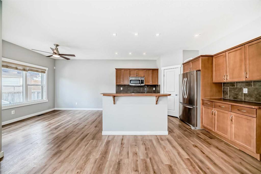 Additional image 4 of 32 Copperleaf Way SE, Calgary, AB, T2Z 0H8