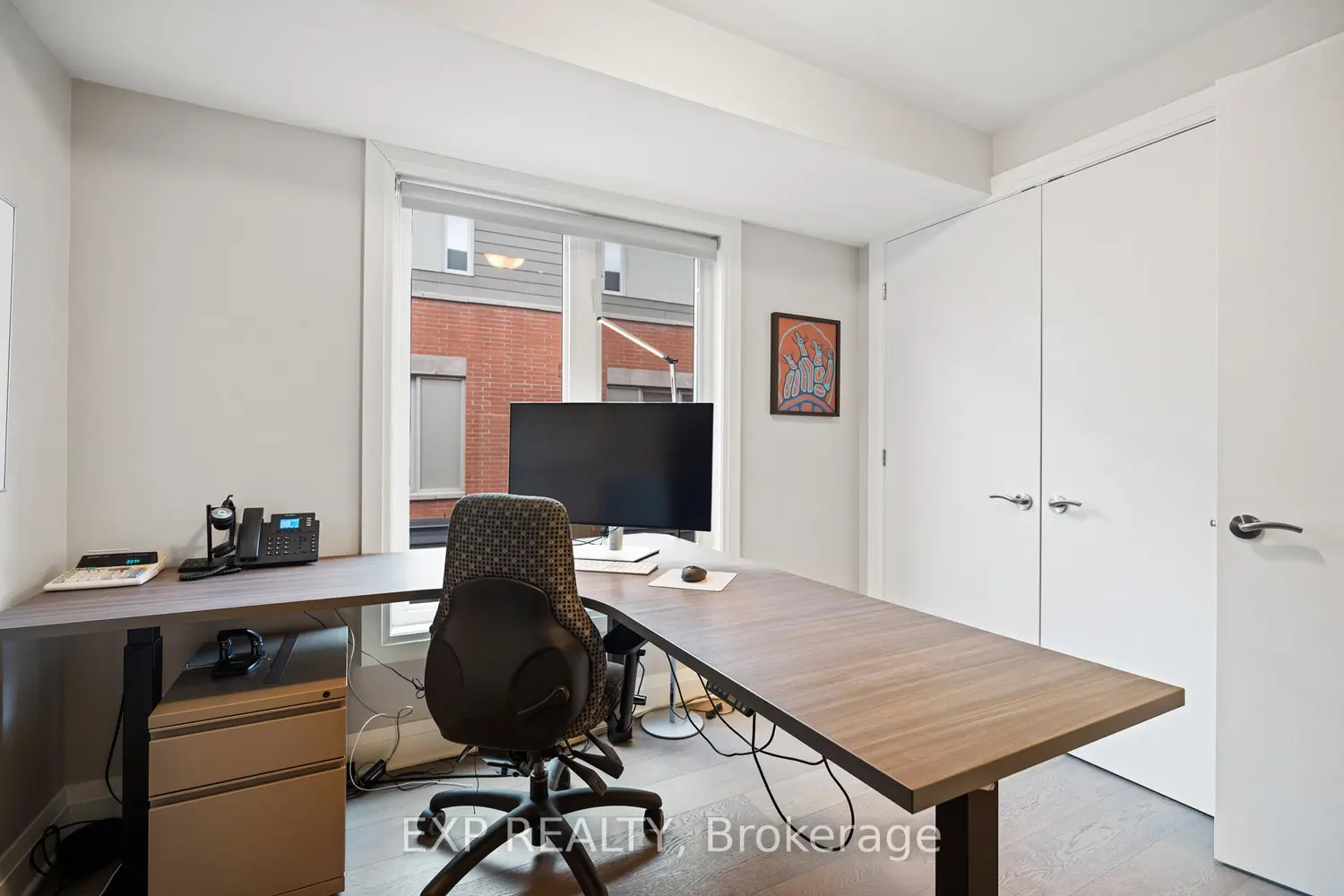 360 Ravenhill Avenue photo 4