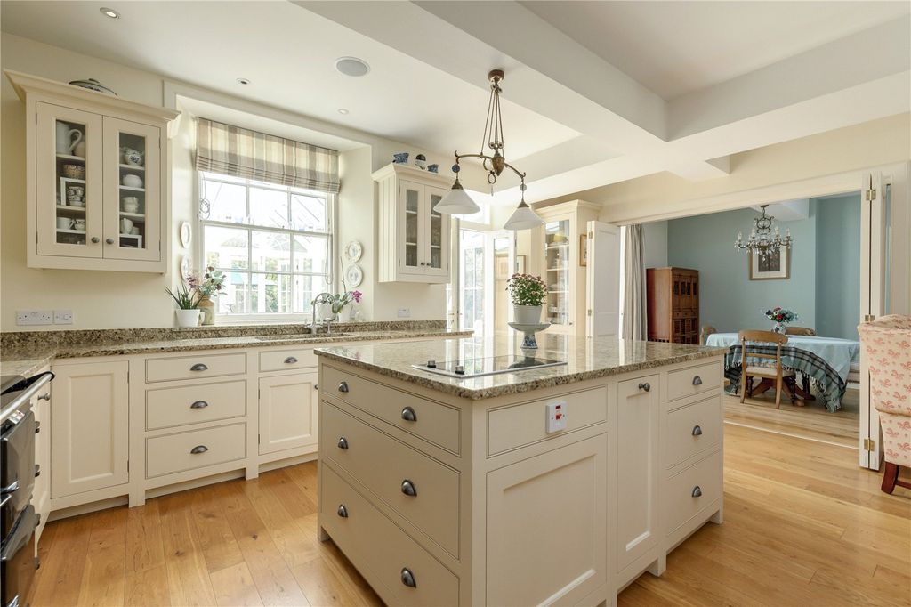 Additional image 5 of 6 bed semi-detached house for saleLauder Road, Grange, Edinburgh EH9