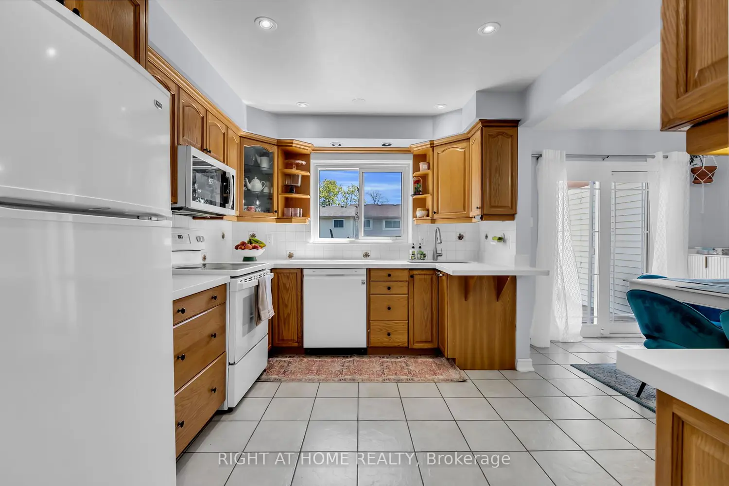 Additional image 6 of 940 Gentry Crescent