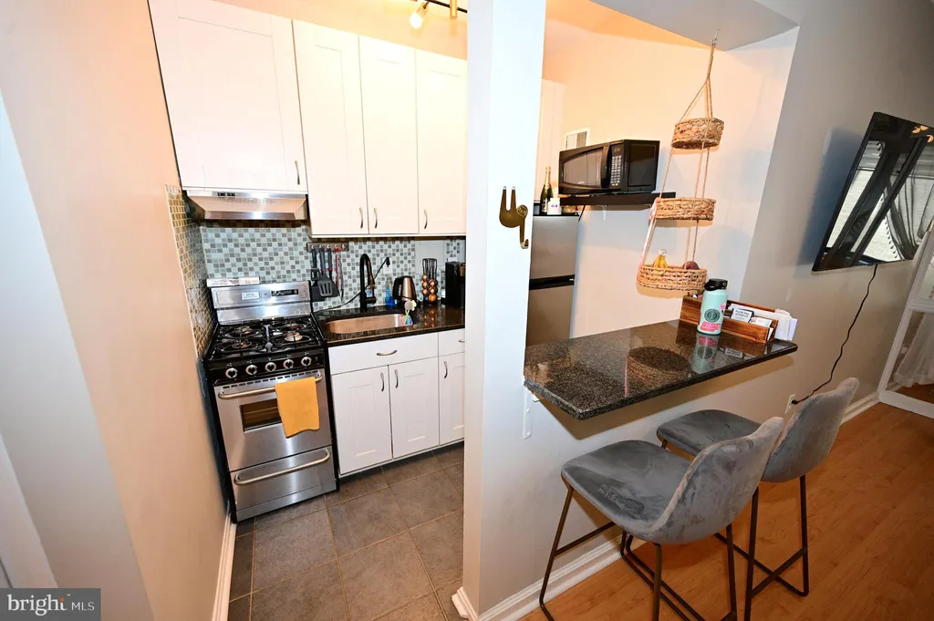 Additional image 3 of 1 Scott Circle NW Unit 515, Washington, DC 20036