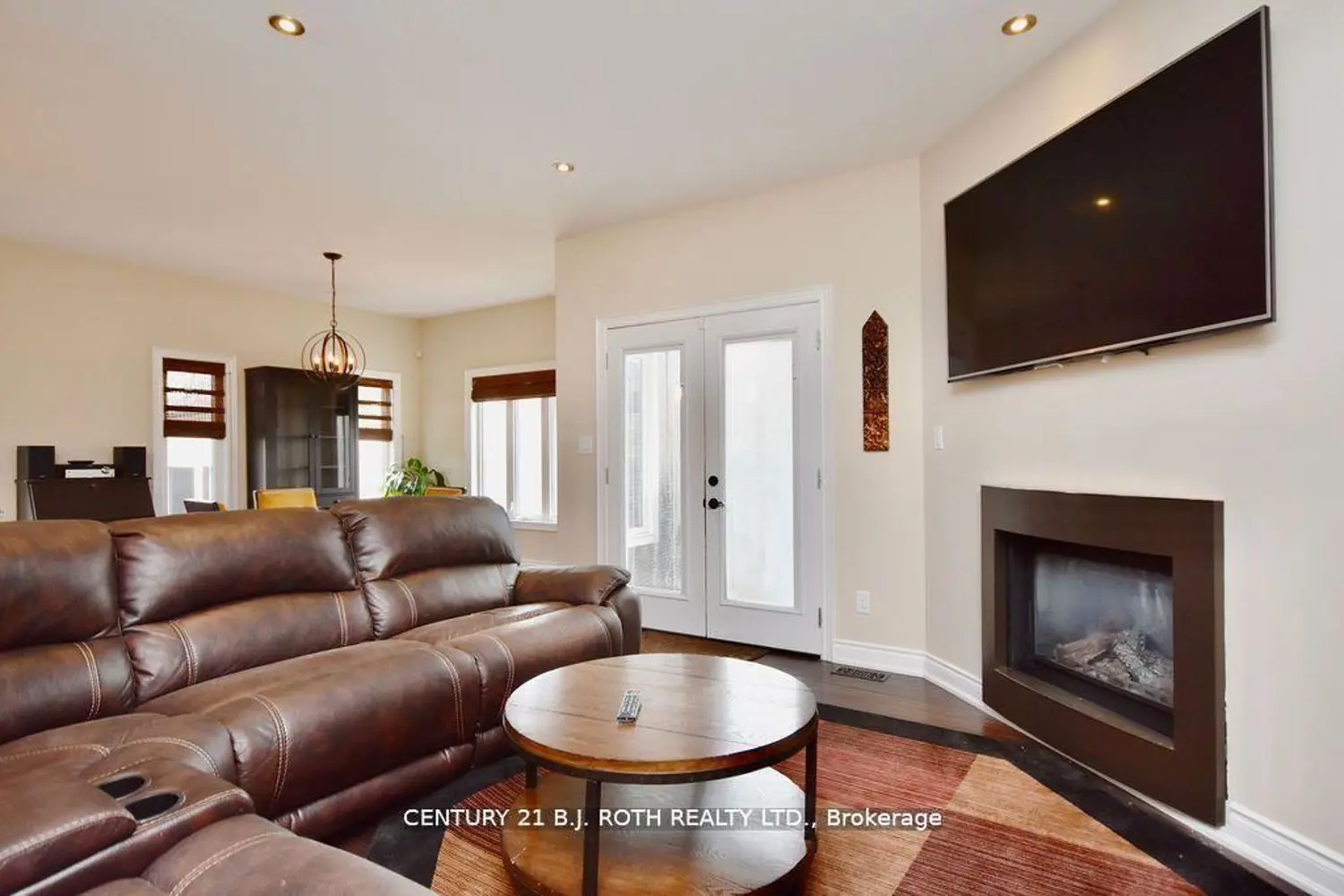 Additional image 6 of 1738 Wingrove Avenue