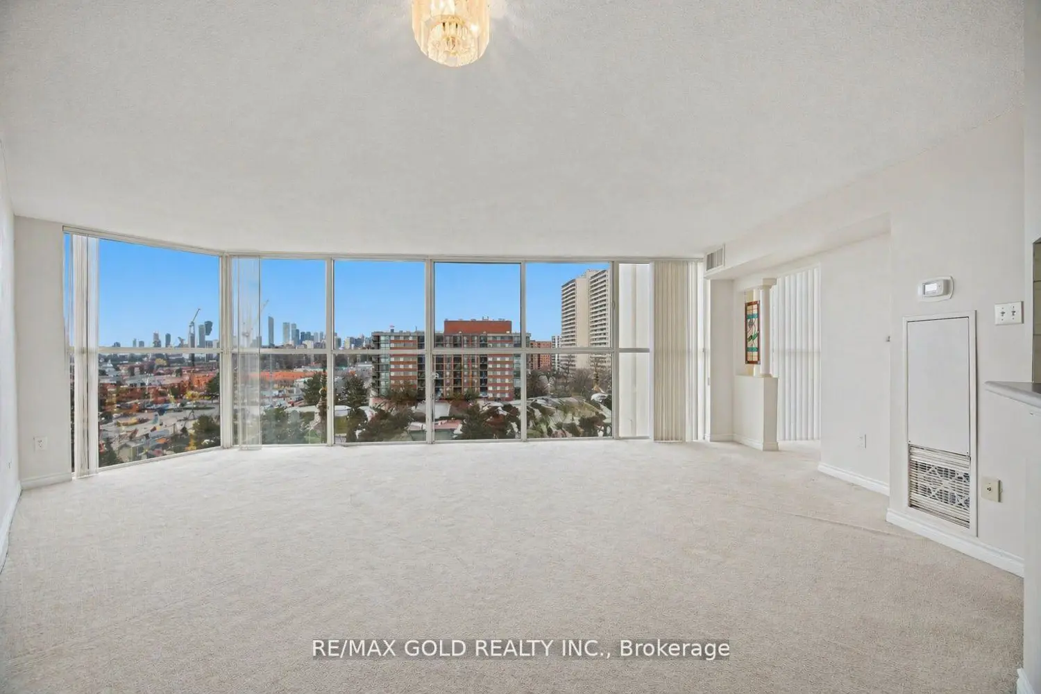 Additional image 6 of 2091 Hurontario Street 908