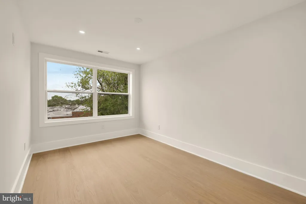 Additional image 29 of 5703 9th Street NW Unit 2, Washington, DC 20011