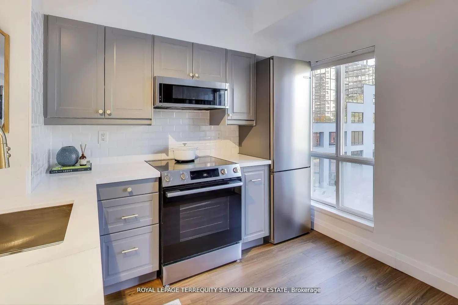 139 Merton Street 448 photo 5