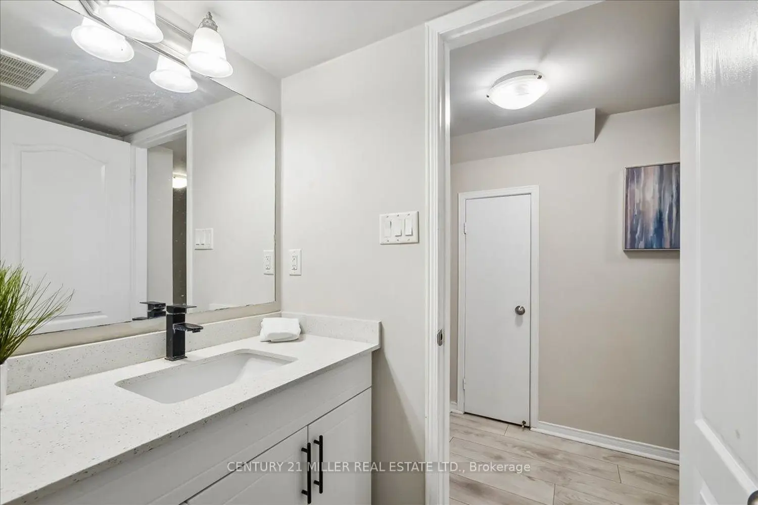 Additional image 15 of 3100 Thomas Street 7