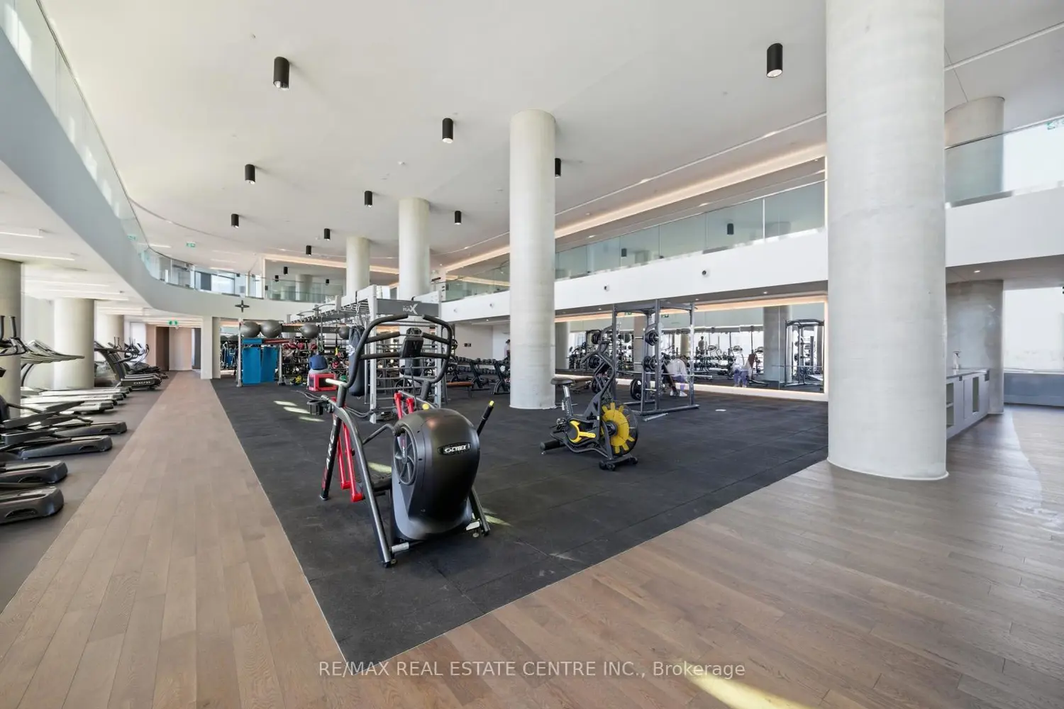 Additional image 16 of 1000 Portage Parkway 3603