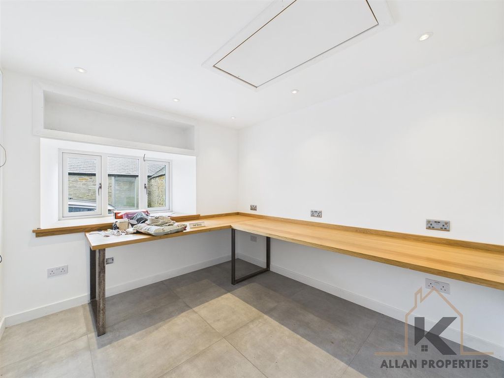 Additional image 19 of 5 bed detached bungalow for saleLochside, Dounby, Orkney KW17