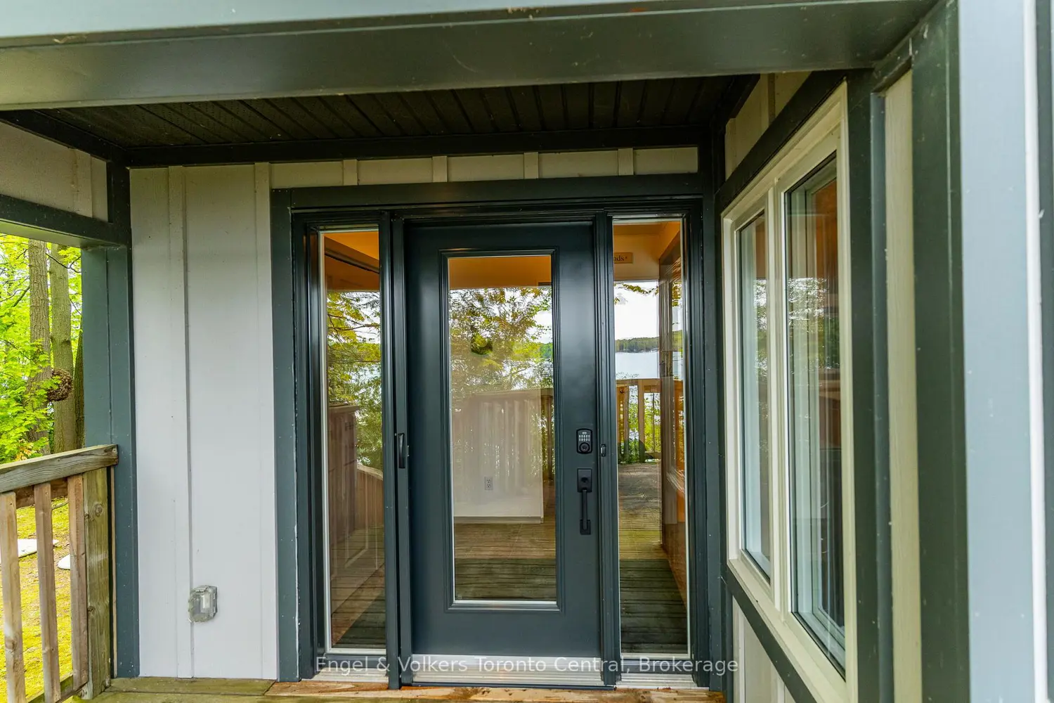 Additional image 4 of 14 Victoria Island