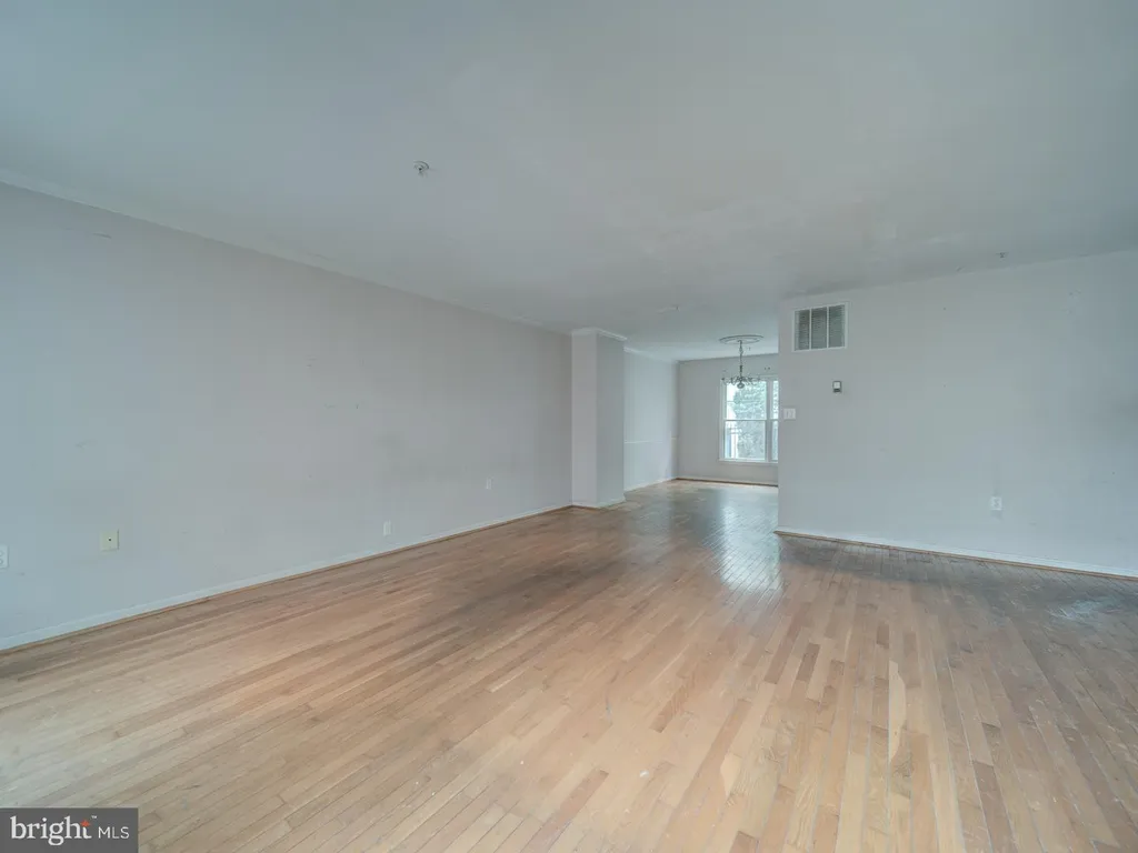Additional image 11 of 881-A Barnaby Street SE, Washington, DC 20032