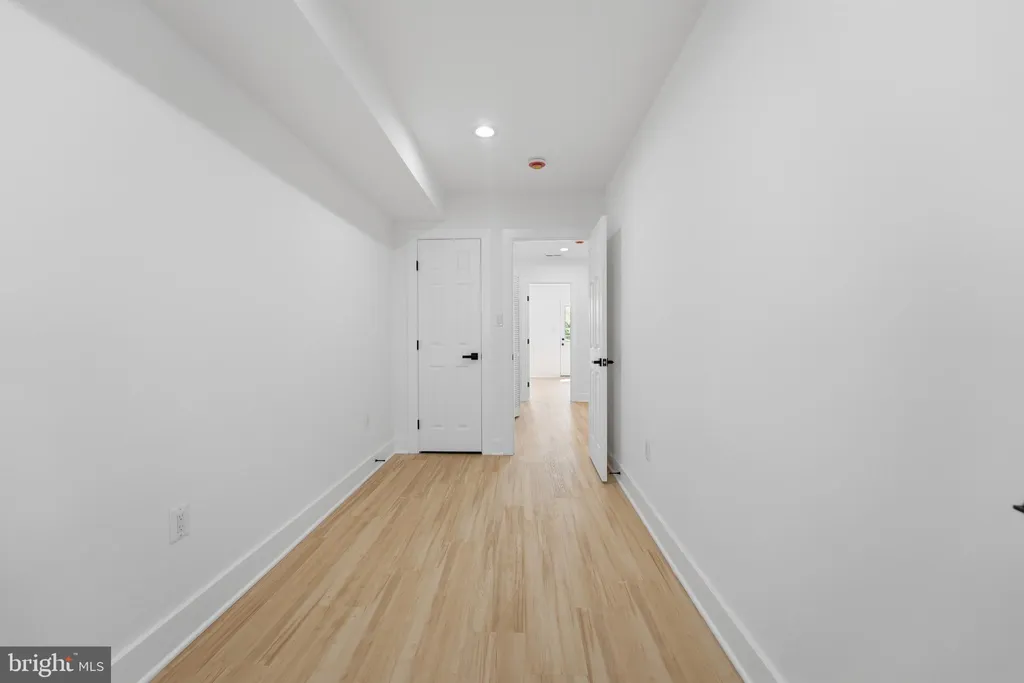Additional image 36 of 129 Hamilton Street NW, Washington, DC 20011