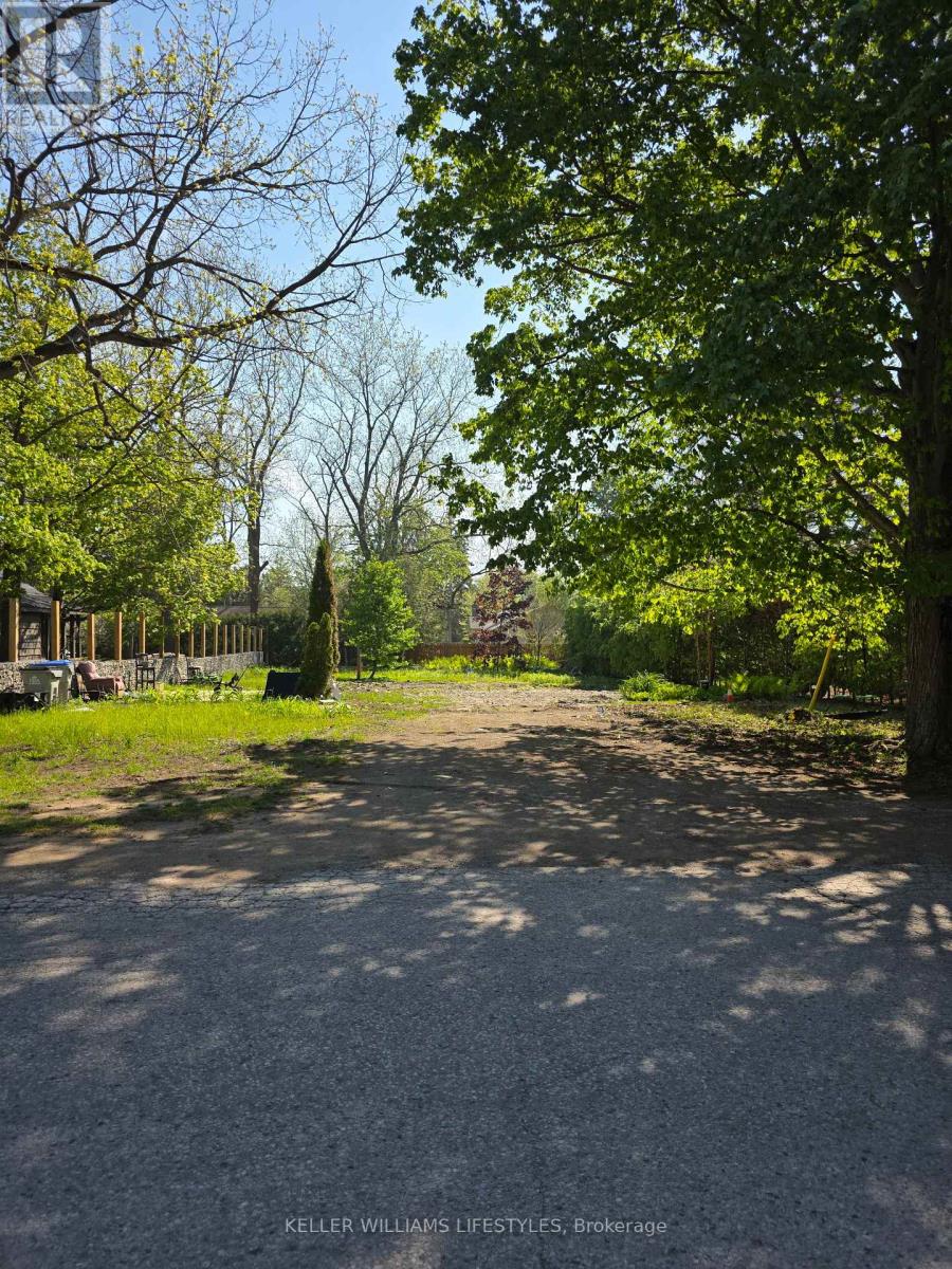 31 MAIN STREET N
