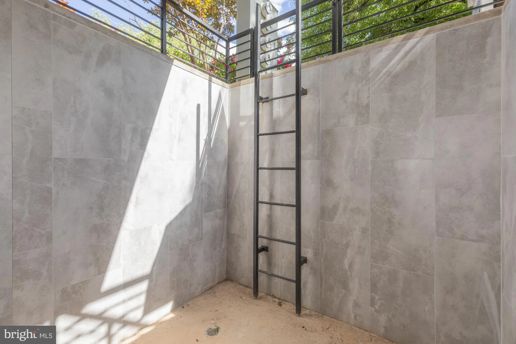 Additional image 88 of 1332 G Street SE Unit 1, Washington, DC 20003