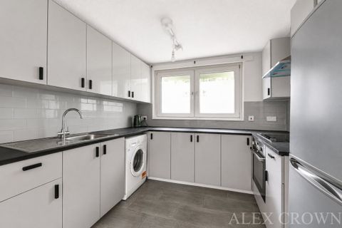 Oakley Square, Mornington Crescent NW1