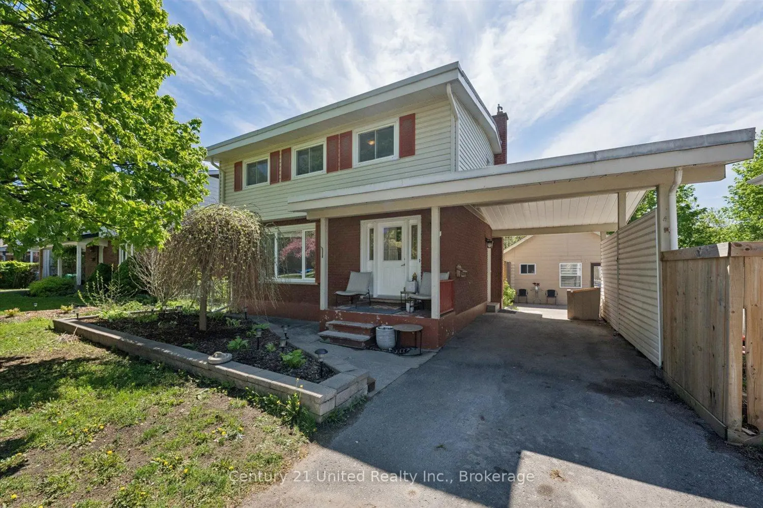 277 Greenlawn Avenue