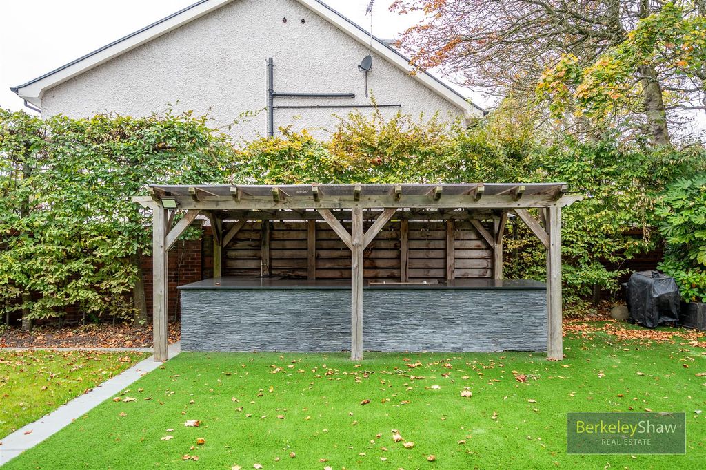 Additional image 64 of 6 bed detached house for saleVictoria Road, Freshfield L37