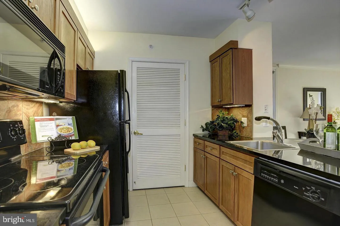 Additional image 25 of 631 D Street NW Unit 626, Washington, DC 20004