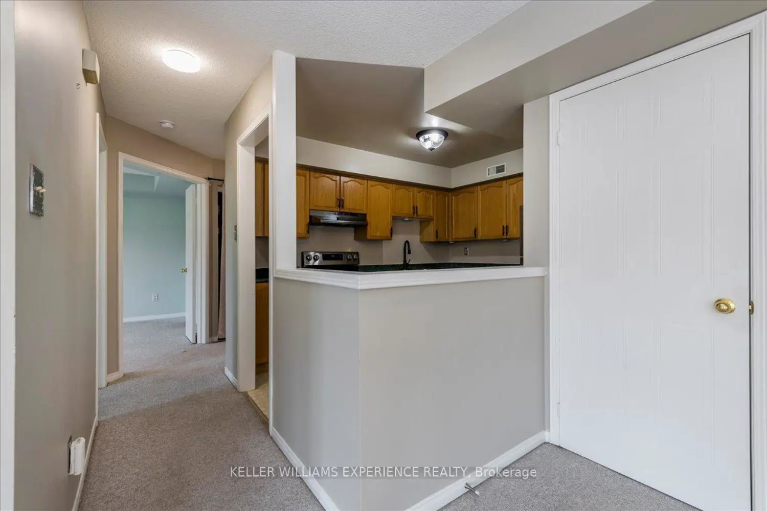 Additional image 7 of 492 Laclie Street 204