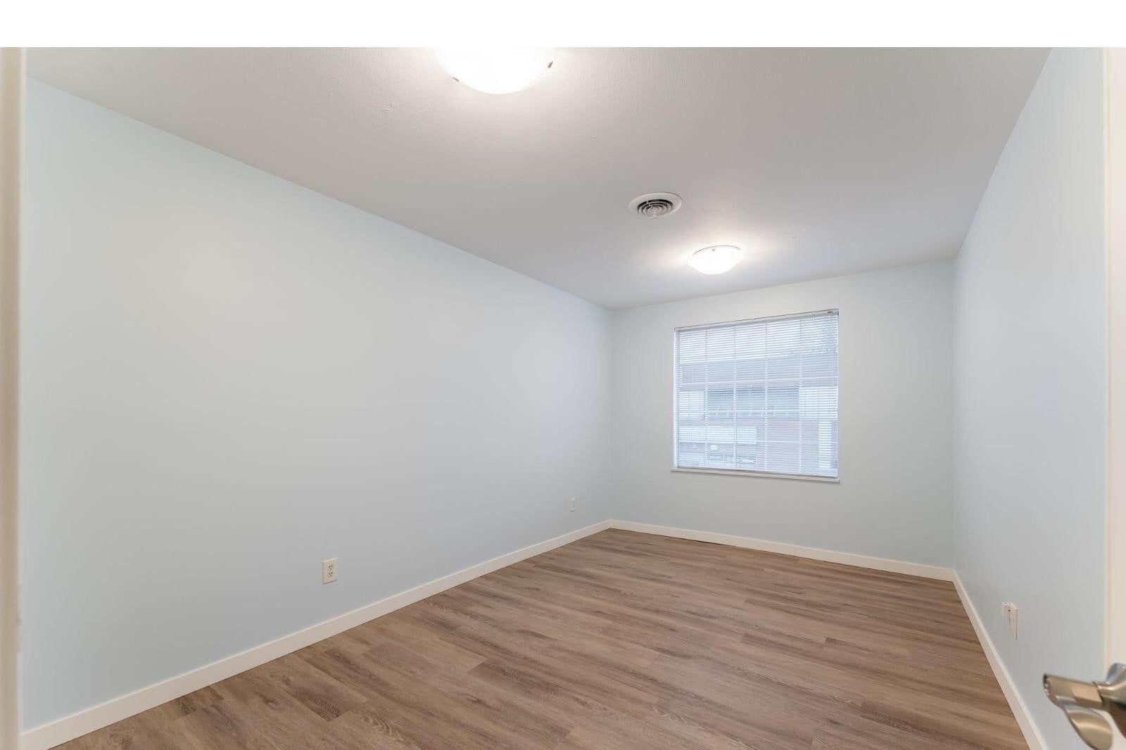 Additional image 6 of 205-20466 Fraser Highway, Langley, BC, V3A4G2
