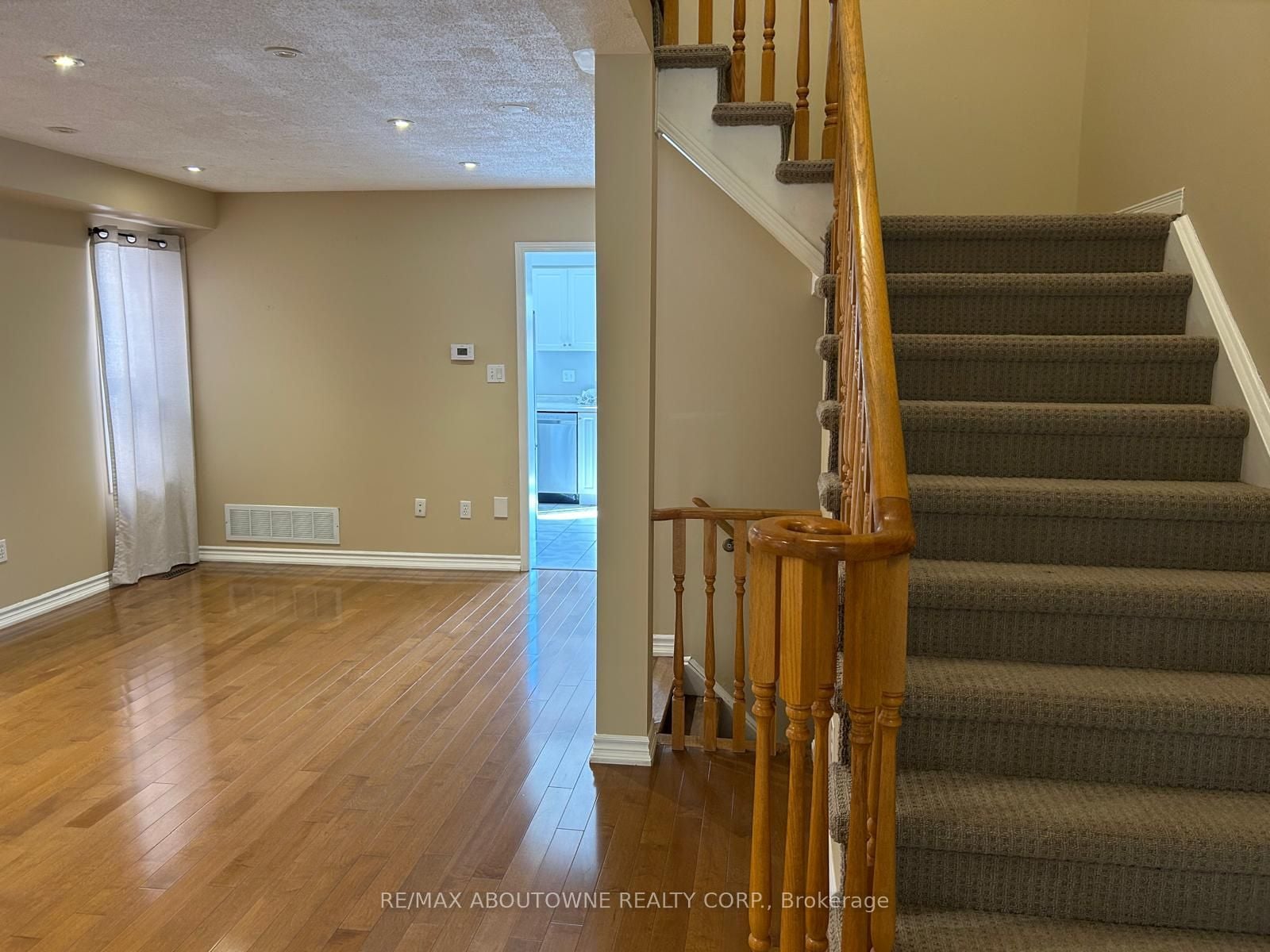 Additional image 6 of 2473 Lazio Lane, Oakville, ON, L6M 4P7