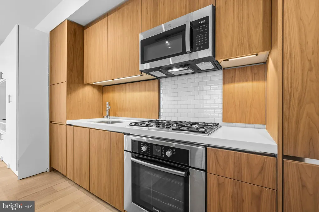 Additional image 7 of 925 H Street NW Unit 315, Washington, DC 20001