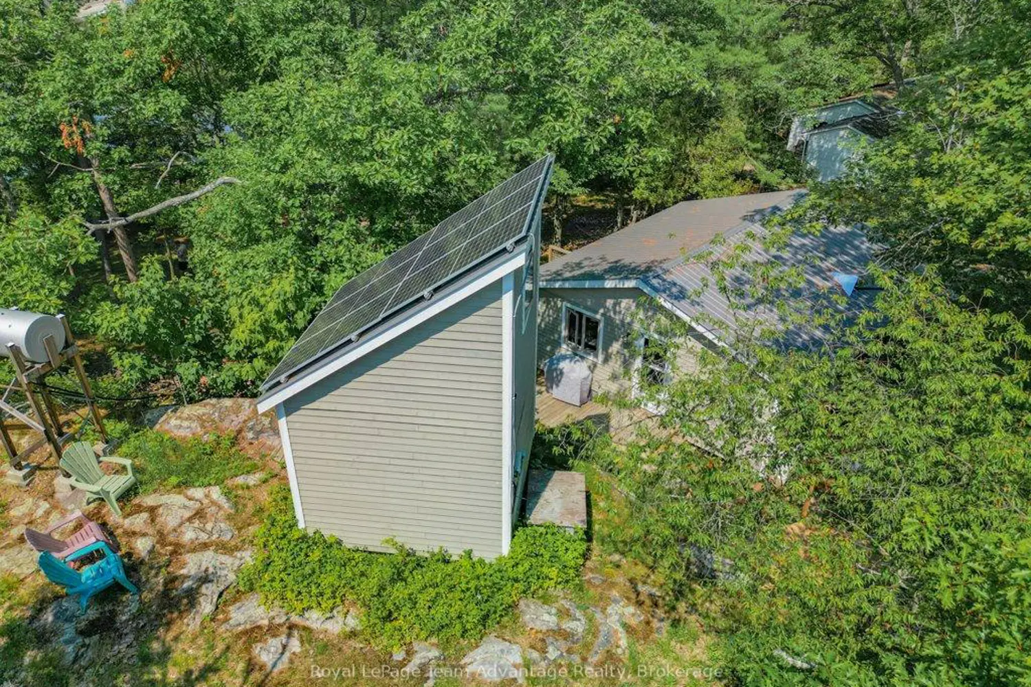 Additional image 13 of 46 Huckleberry Island