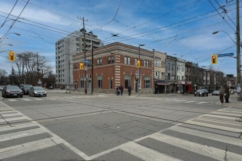 Additional image 8 of Lower-421 Roncesvalles Avenue, Toronto, ON, M6R 2N1