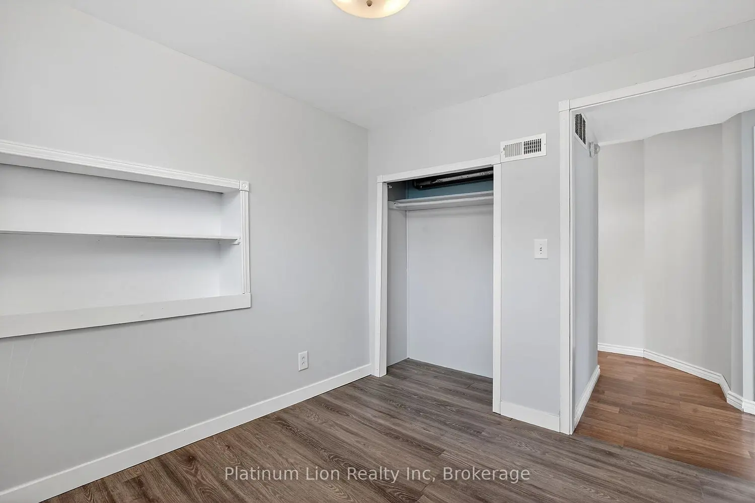 Additional image 8 of 93 Walnut Street