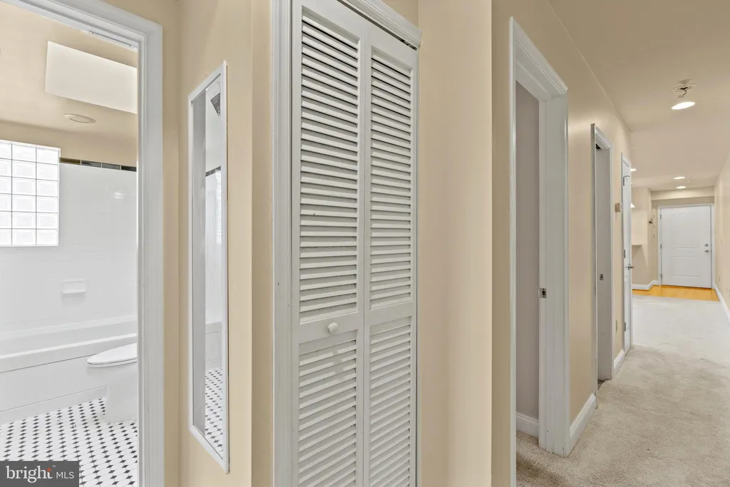 922 Madison Street NW Unit 304, Washington, DC 20011