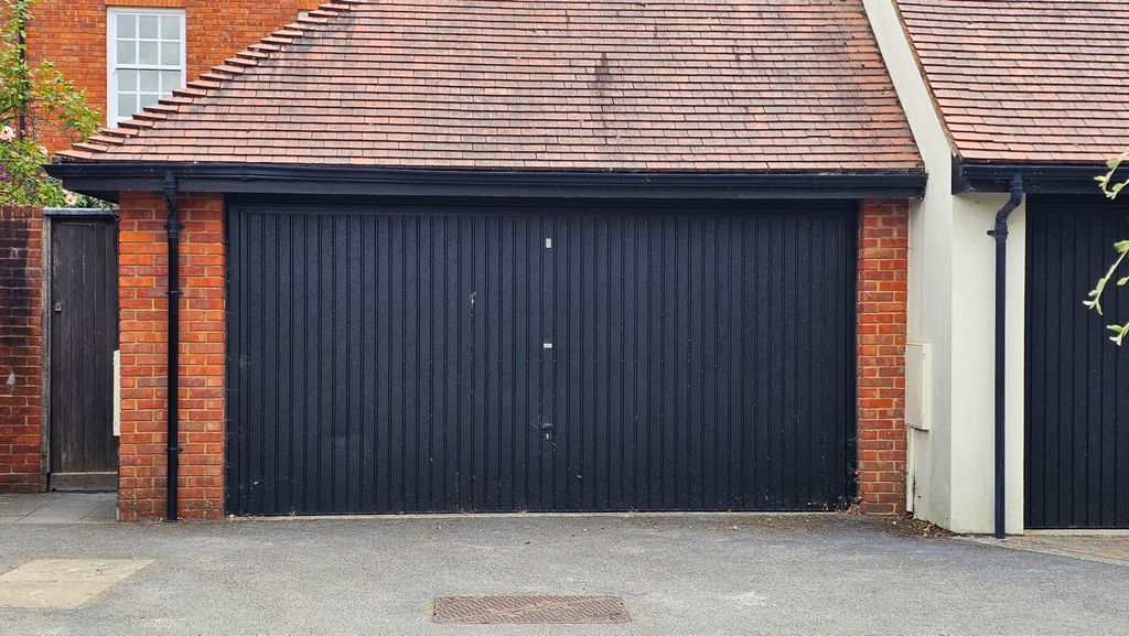 Additional image 17 of 2 bed flat for saleCrane Bridge Road, Salisbury SP2