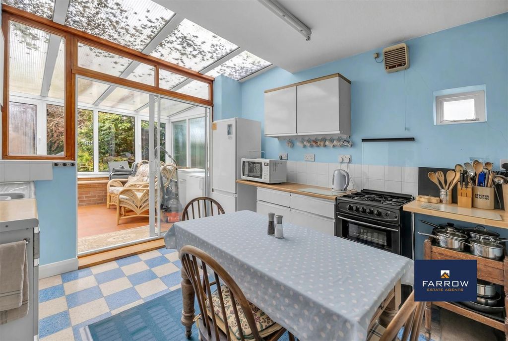 Additional image 12 of 4 bed semi-detached house for saleQueens Parade, Grimsby DN31