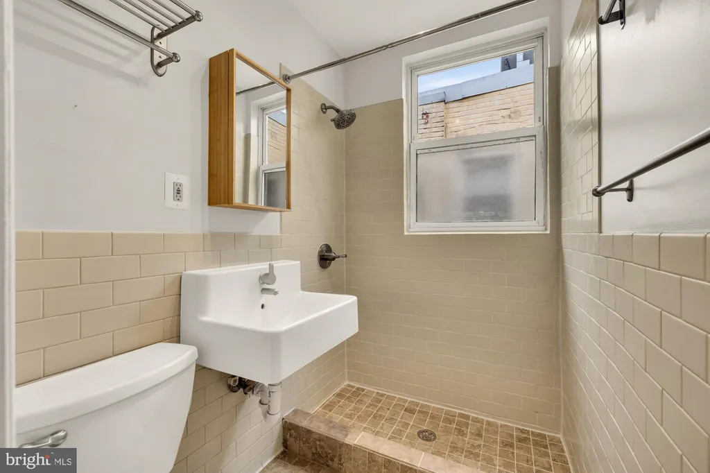 Additional image 12 of 1512 10th Street NW, Washington, DC 20001