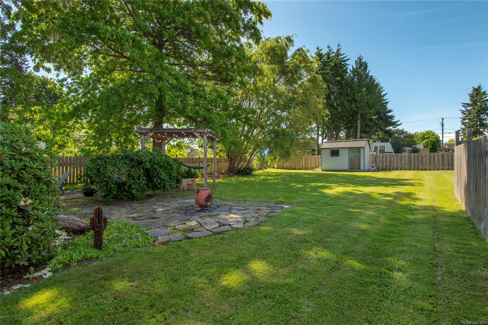 1935 Raven Place, Campbell River, BC, V9W 7H8 photo 3