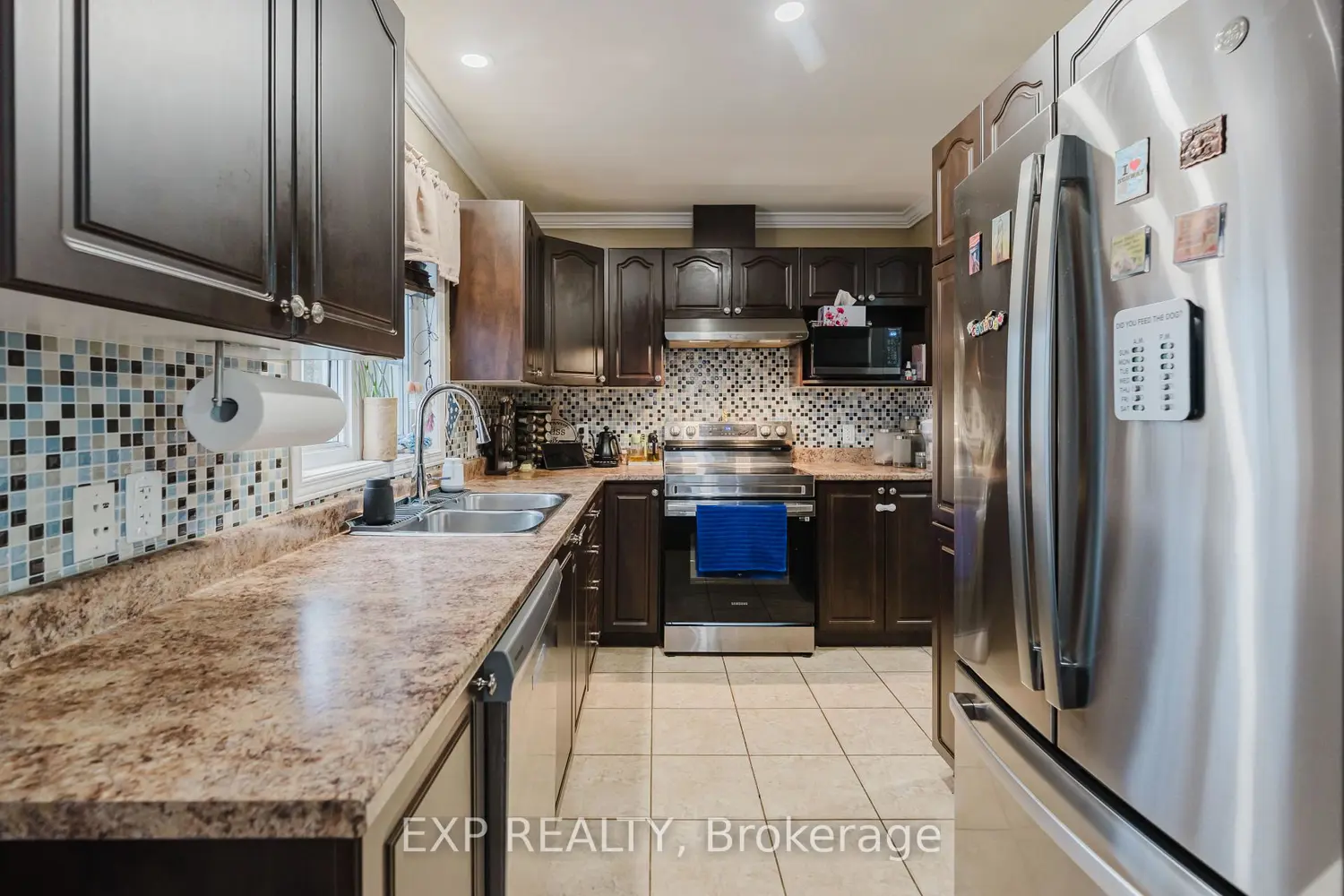 939 Payer Street photo 4