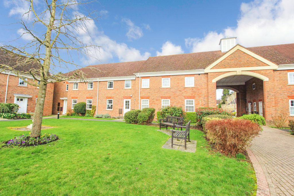 Additional image 15 of 2 bed maisonette for saleHills Place, Horsham RH12