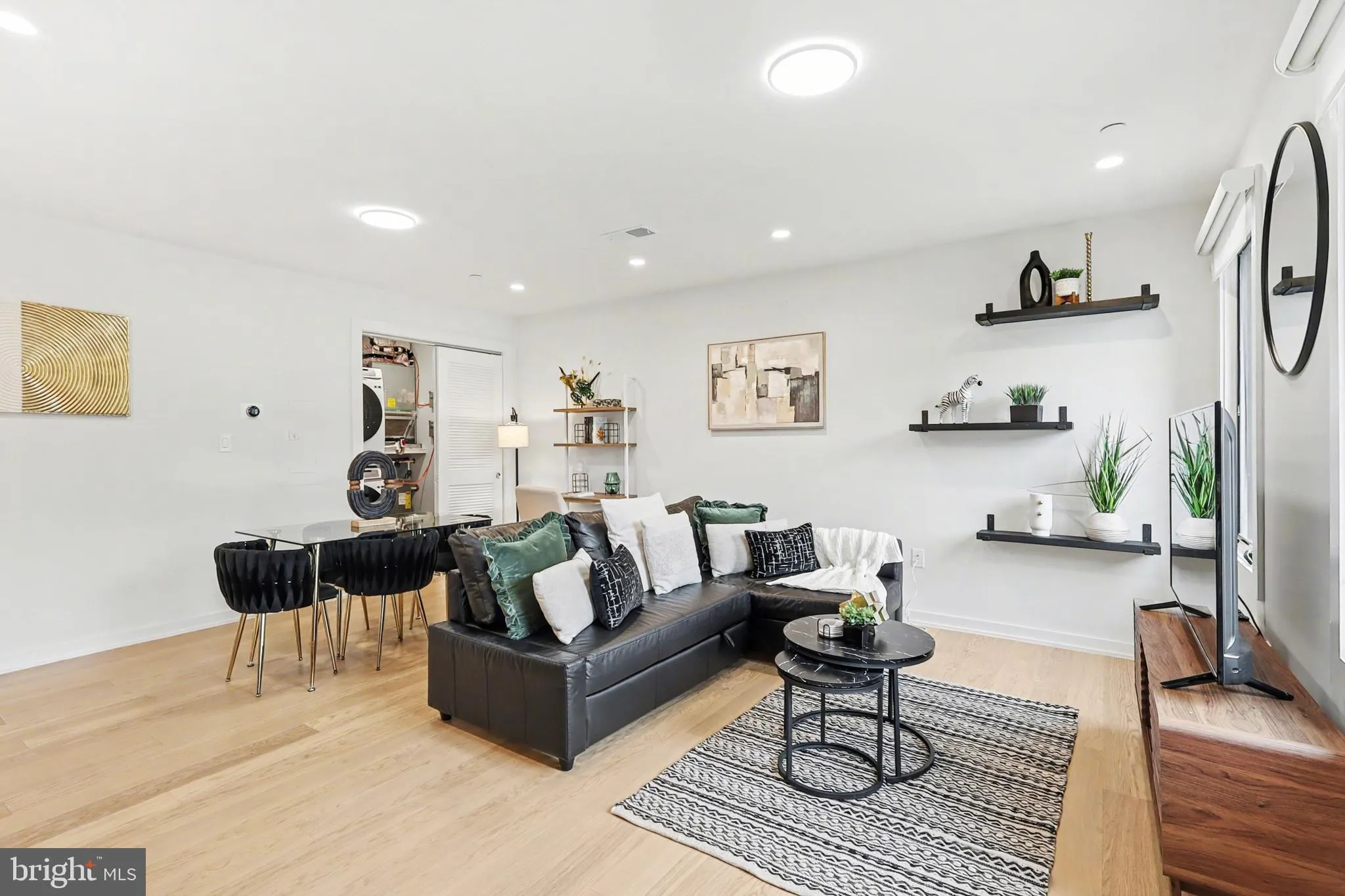 Additional image 36 of 2216 40th Place NW Unit 4, Washington, DC 20007