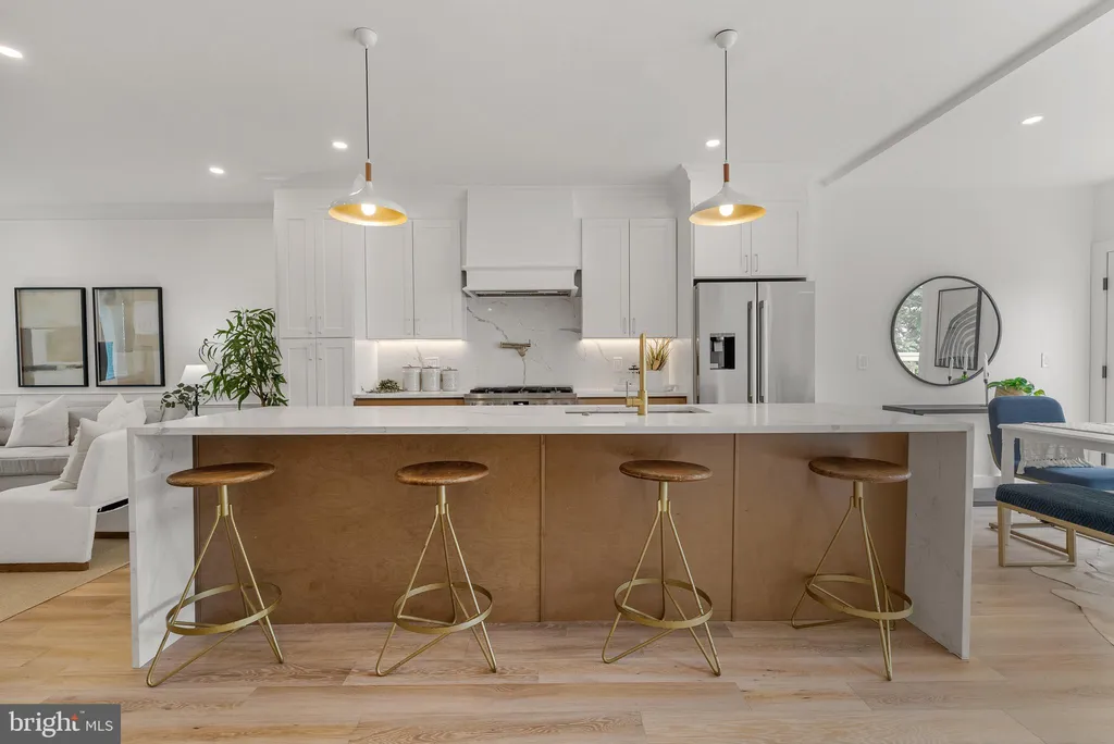 Additional image 12 of 4308 4th Street NW, Washington, DC 20011