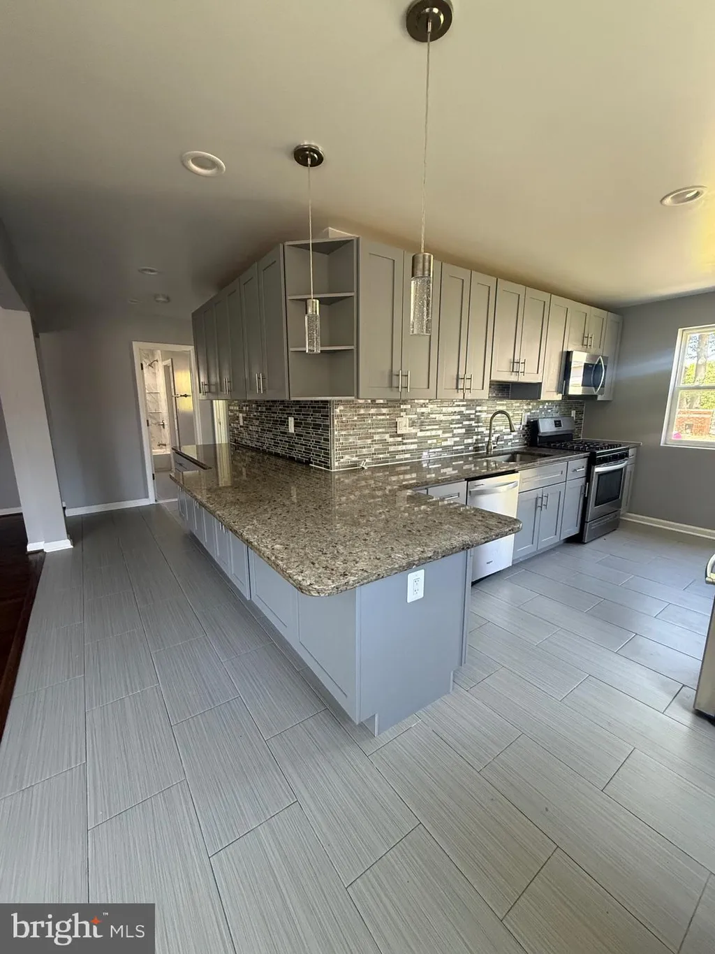 Additional image 6 of 3010 V Place SE, Washington, DC 20020